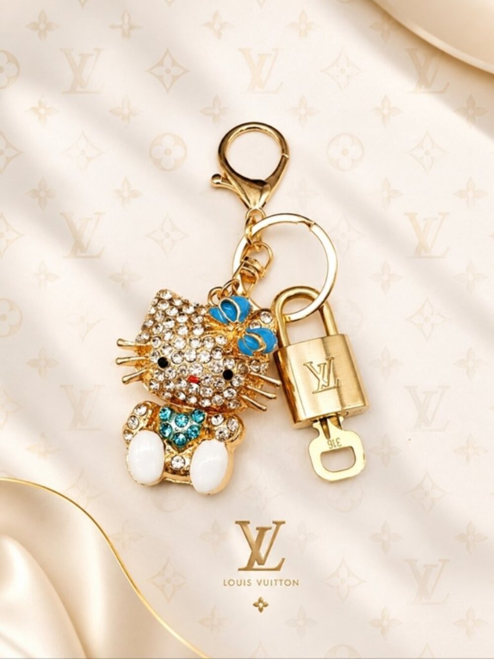 Louis Vuitton Authentic Gold Padlock 🔒 Key+Unbranded Hello Kitty Keychain/Charm